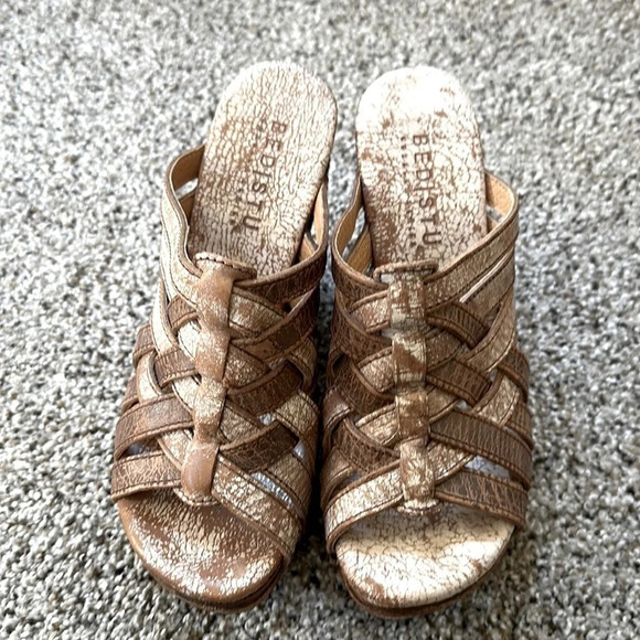Bed Stu Shoes - Bed Stu Gina Sandal, Size 6.5M, Nearly new condition